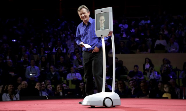 Edward Snowden a Suitable Beam-jén