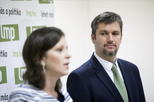 Hadházy Ákost választották az LMP társelnökévé