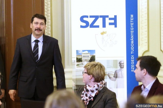 A köztársasági elnök a Szegedi Tudományegyetemen