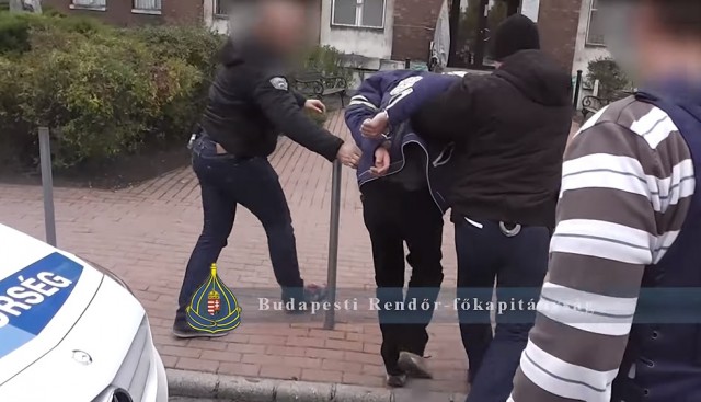 Nyolc elfogatóparancs volt érvényben a rendőrök által elfogott férfi ellen
