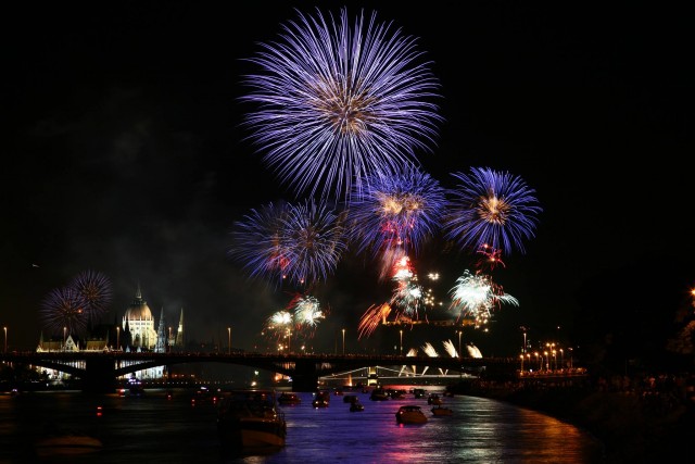 Tűzijáték Budapesten