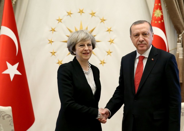 Theresa May és Erdogan