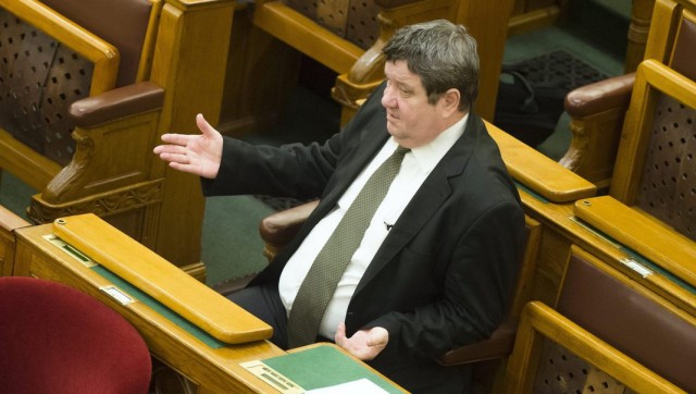 Tállai András, a Nemzetgazdasági Minisztérium parlamenti és adóügyekért felelős államtitkára (MTI Fotó: Koszticsák Szilárd)