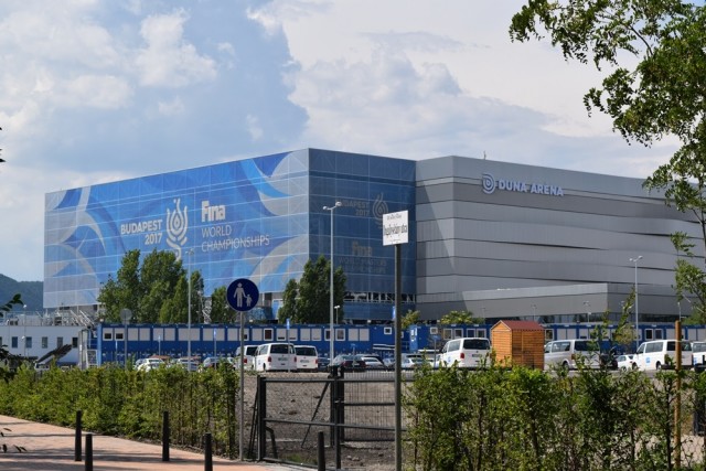 FINA épület