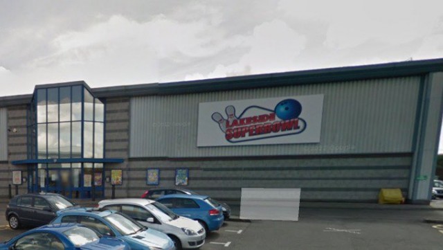 Nuneaton bowlingpálya túszejtés