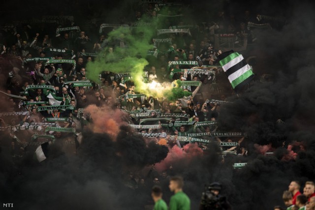 Az FTC szurkolói a labdarúgó OTP Bank Liga 15. fordulójában játszott Ferencvárosi Torna Club - Debreceni VSC mérkőzésen a budapesti Groupama Arénában 2017. november 4-én