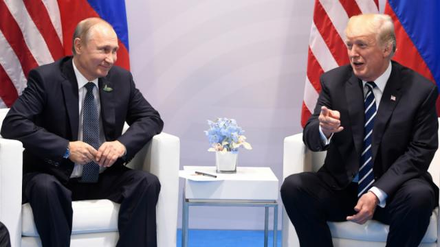 Vlagyimir Putyin orosz és Donald Trump amerikai elnök