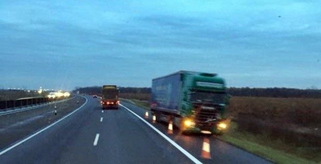 Kamion ment forgalommal szemben az M3-ason