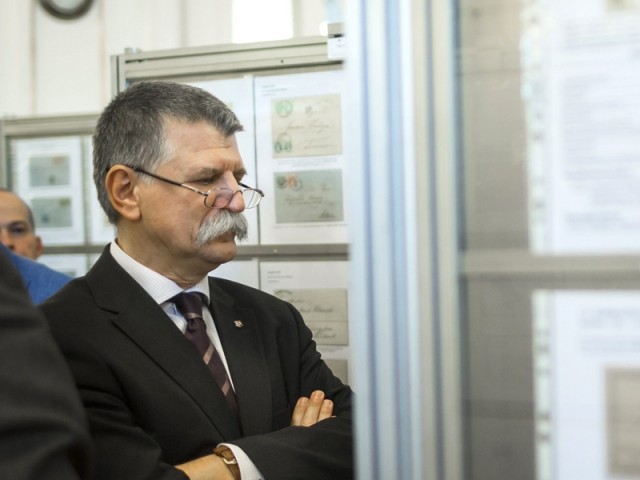Kövér László, az Országgyűlés elnöke a HUNFILA 2017 Budapest - 150 év című Nemzeti Bélyegkiállításon és Szalonon a Stefánia Palotában 2017. november 3-án. MTI Fotó: Mohai Balázs