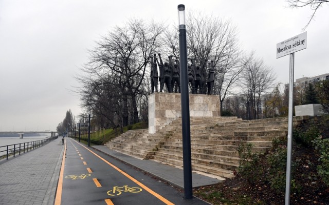 A Moszkva sétány Budapesten, az avatás napján, 2017. november 21-én. MTI Fotó: Illyés Tibor