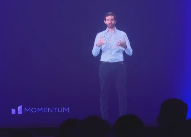 Fekete-Győr András, a Momentum Mozgalom elnöke pártja kampánynyitóján 2018. 02. 17. este Szegeden