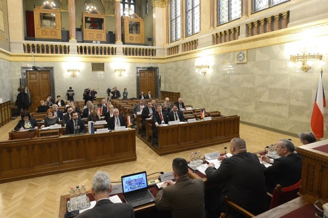 A V4-országok parlamentjei védelmi bizottságainak találkozója Budapesten