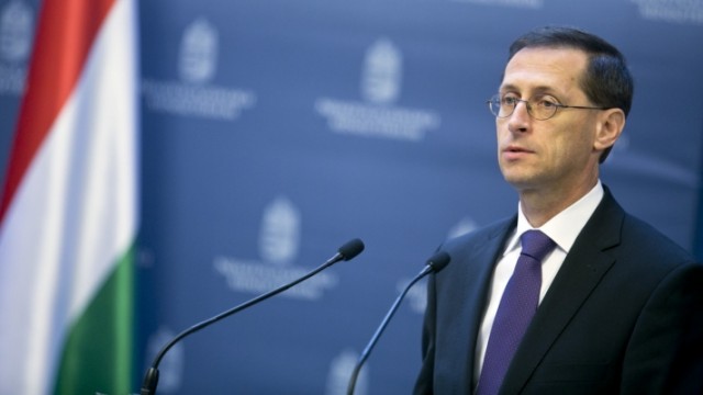A kormány nem tett le a személyi jövedelemadó mérsékléséről