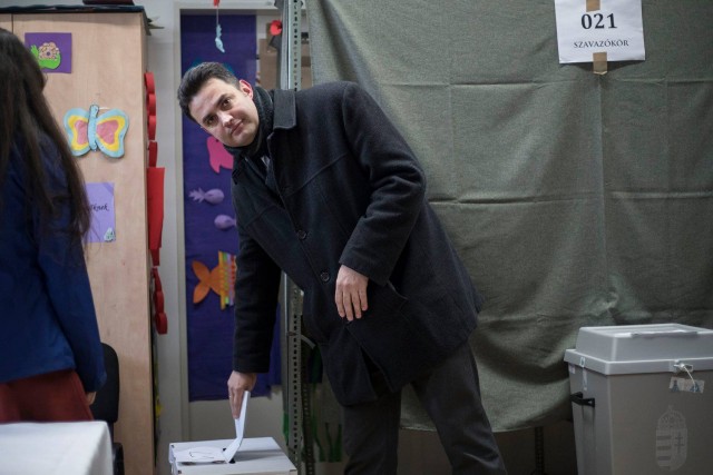 Márki-Zay Péter nyerte a hódmezővásárhelyi polgármester-választást