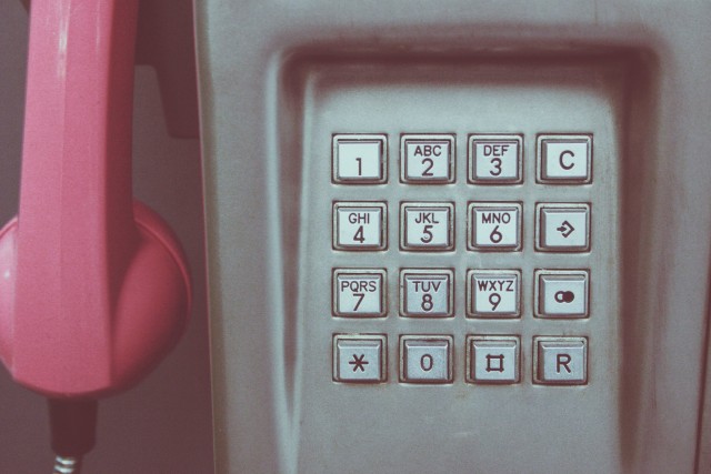 Telefon