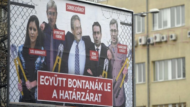 Három hét van a plakátok eltávolítására