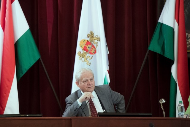 A Fővárosi Közgyűlés rendkívüli ülése