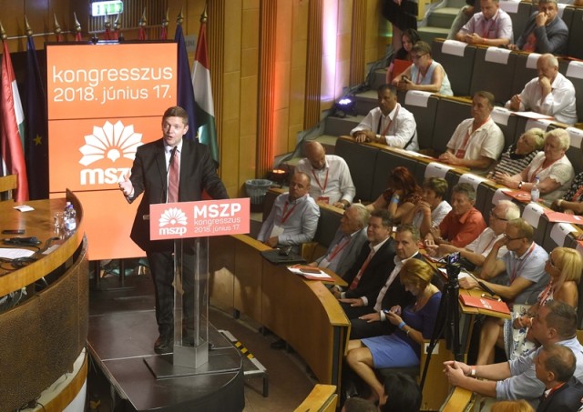 Tóth Bertalan megválasztott elnök beszédet mond a Magyar Szocialista Párt (MSZP) kongresszusán Budapesten, a Villányi úti Konferenciaközpontban 2018. június 17-én. MTI Fotó: Bruzák Noémi