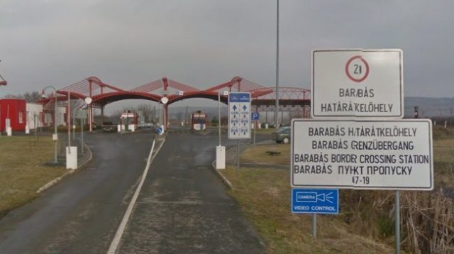 Szünetel a forgalom Barabásnál a magyar-ukrán határátkelőhelyen 2018. 06. 19.