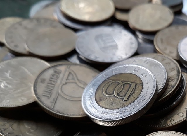 Erősödött kissé a forint 2018. 06. 26.