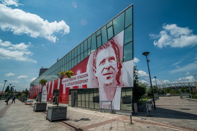Az épülő Puskás Ferenc Stadion látogatóközpontjának az átadás napján, 2018. június 29-én. A látogatóközpont a Papp László Budapest Sportaréna melletti épületben, közel 500 négyzetméteres alapterületen, a Magyar Olimpiai és Sportmúzeum felső szintjén várja látogatóit keddtől vasárnapig 10 és 17 óra között. MTI Fotó: Balogh Zoltán