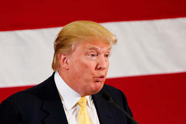 Trump újra indulna az amerikai elnökségért, és félti Európát a migránsoktól