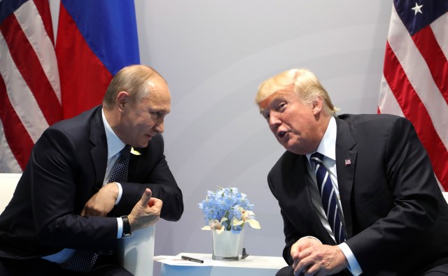 Donald Trump és Vlagyimir Putyin