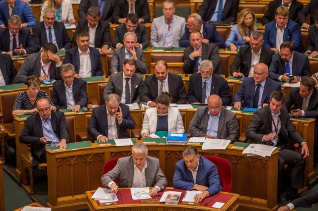 Az Országgyűlés plenáris ülése