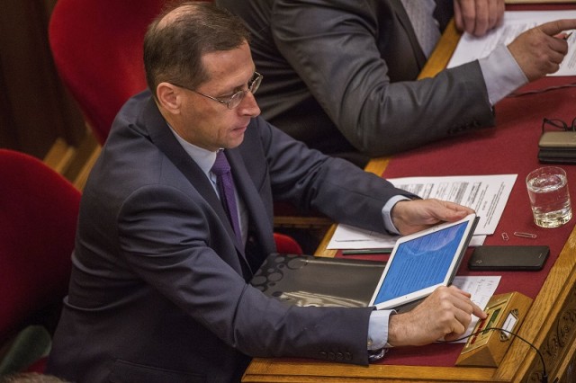Az Országgyűlés plenáris ülése
