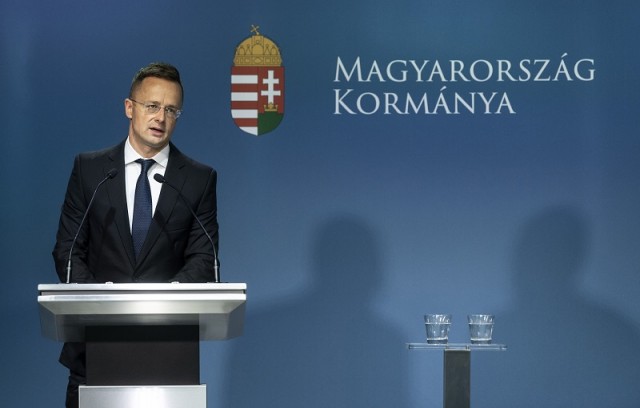 Szijjártó Péter sajtótájékoztatója
