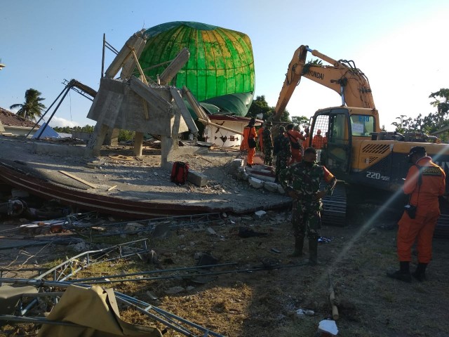 Földrengés a Lombok szigeten