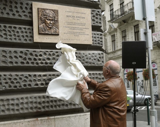 Emléktáblát avattak Kocsis Zoltán tiszteletére Budapesten