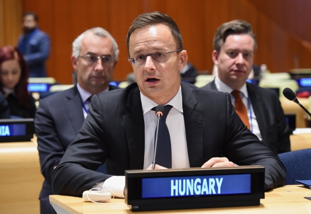 A Külgazdasági és Külügyminisztérium (KKM) által közreadott képen Szijjártó Péter külgazdasági és külügyminiszter felszólal a Civilizációk Szövetsége tagországainak miniszteri szintű találkozóján az ENSZ-ben, New Yorkban 2018. szeptember 28-án. MTI Fotó: KKM / Mitko Sztojcsev