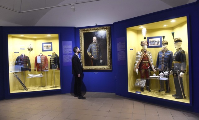 A 100 éves HM Hadtörténeti Intézet és Múzeum Magyarország katonai története 1815-1866-ig című állandó kiállítása 2018. november 15-én. MTI/Bruzák Noémi