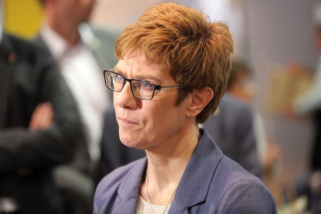 A migráció és a biztonság témáját veszi elsőként napirendre a német CDU új elnöke