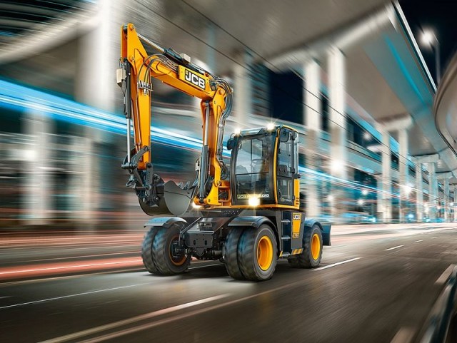 A JCB Hydradig
