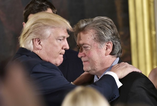 Donald Trump és Steve Bannon